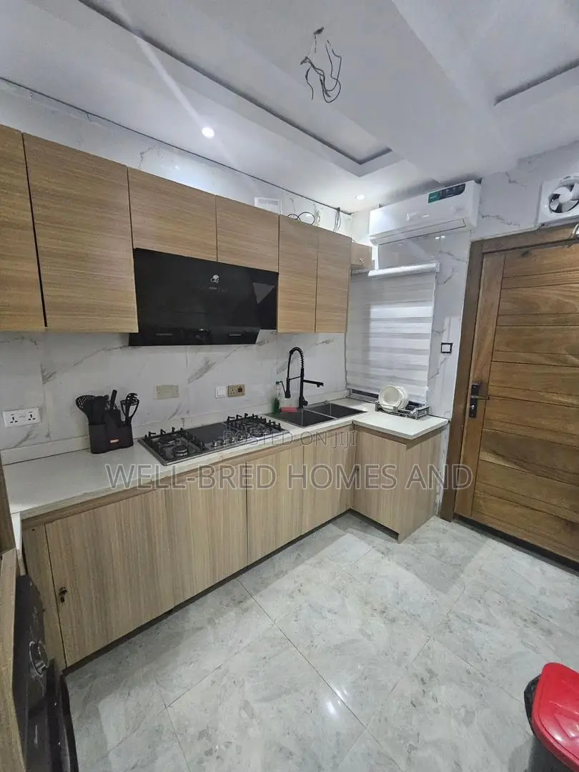 Furnished 3bdrm Apartment in Lekki Phase 1 for rent in Lekki Phase 1