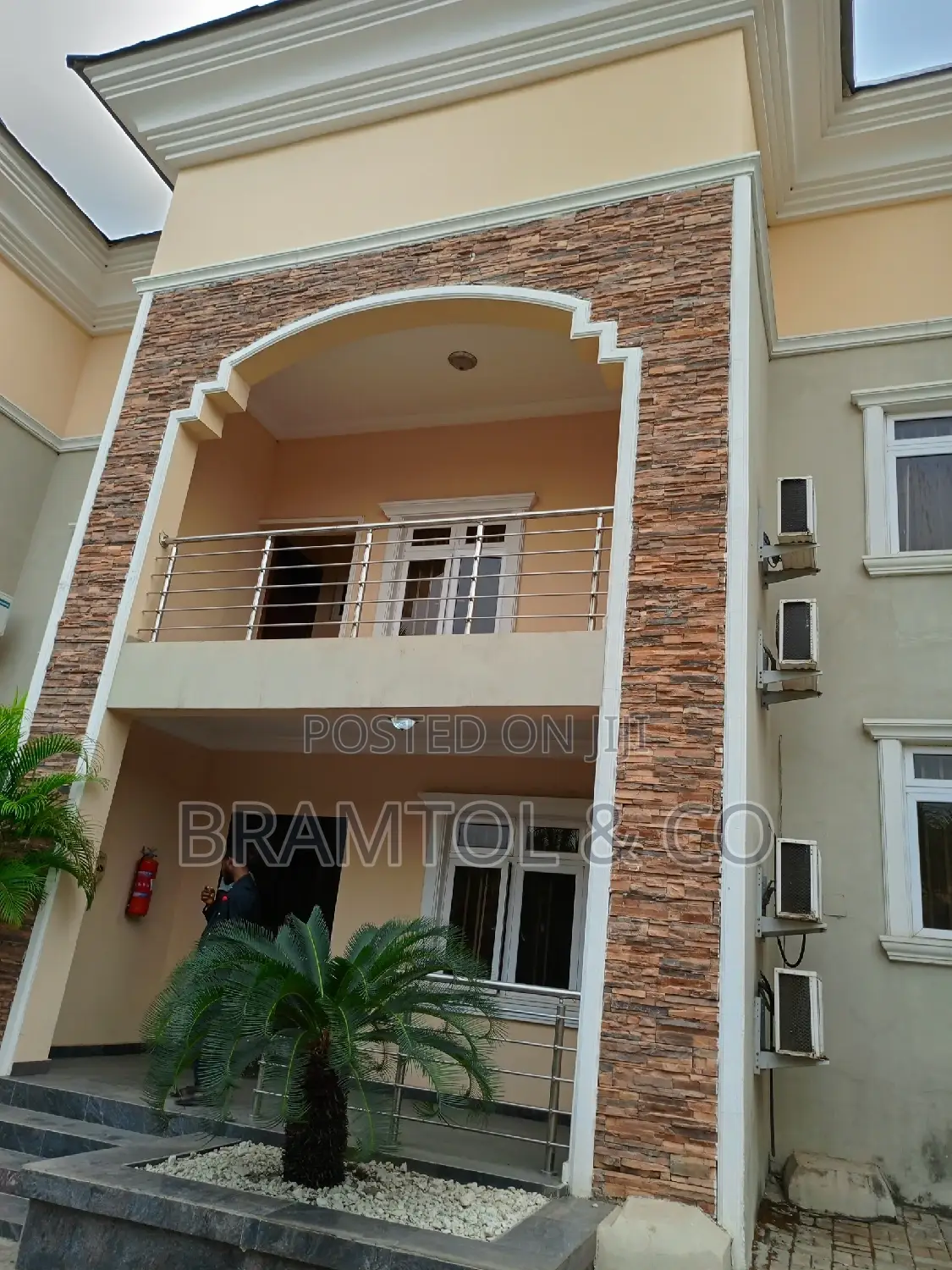 Furnished 4bdrm Townhouse / Terrace in Maitama for rent in Maitama
