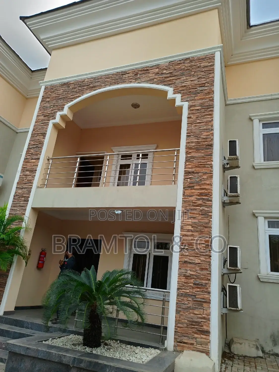Furnished 4bdrm Townhouse / Terrace in Maitama for rent in Maitama
