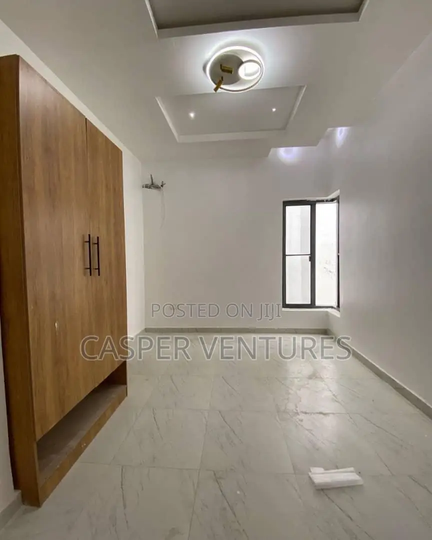 2bdrm Apartment in Ikate for rent in Ikate