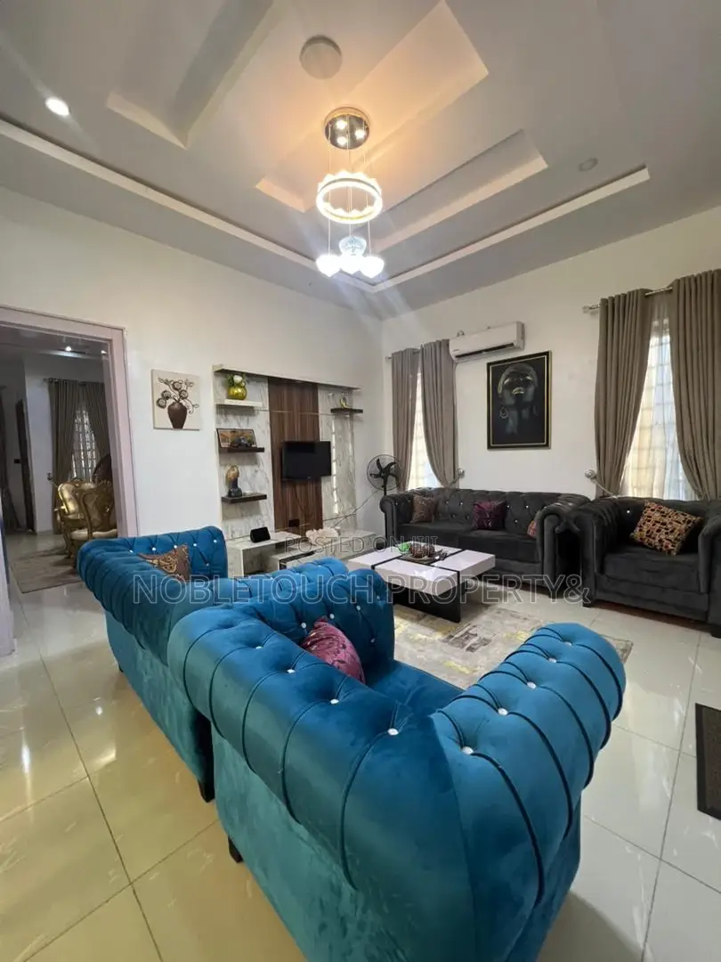 4bdrm Duplex in Lekki Lagos for sale in Lekki