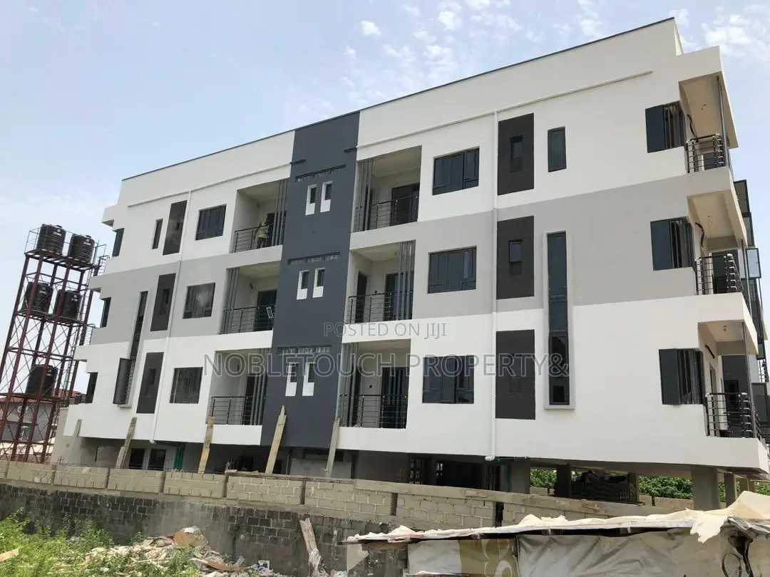 2bdrm Apartment in Lekki Lagos, Ologolo for sale in Ologolo