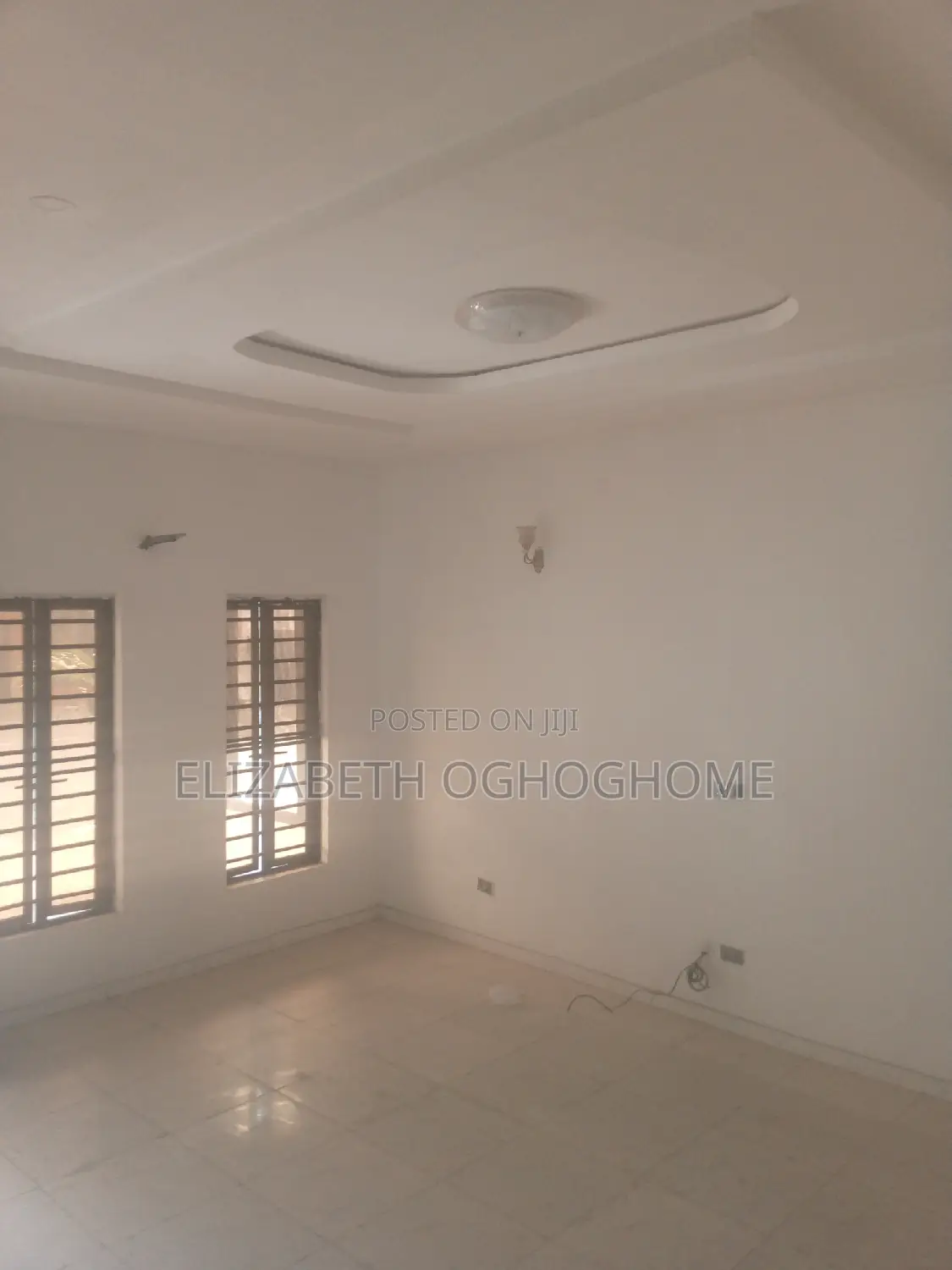4bdrm Duplex in Ikota for sale in Ikota