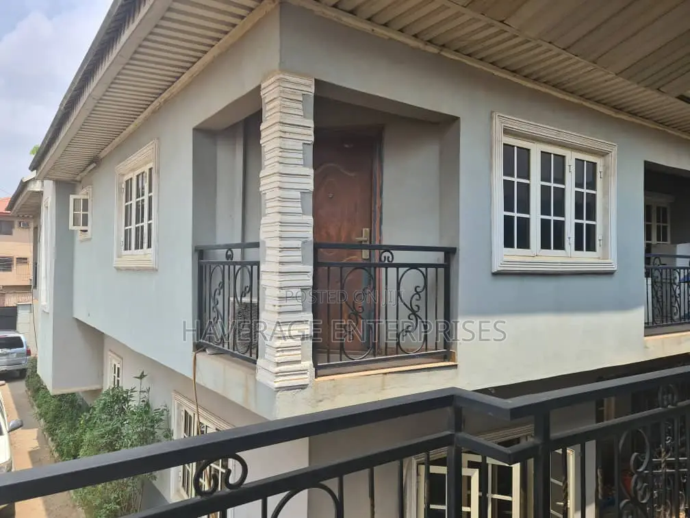 5bdrm Duplex in Okota for sale in Okota