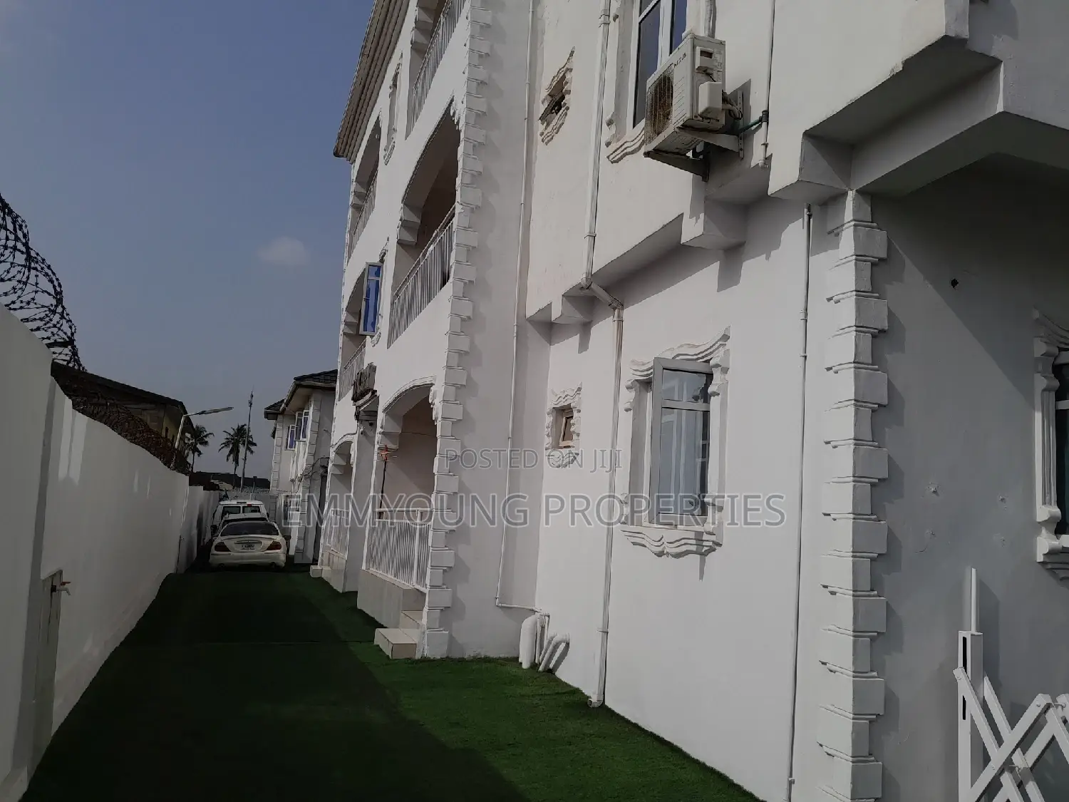 Furnished 3bdrm Apartment in Ketu-Ikosi for rent in Ketu-Ikosi