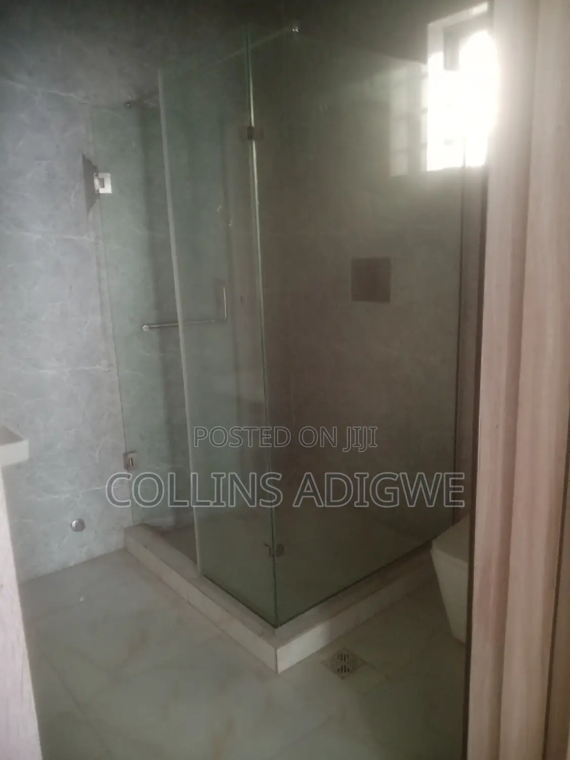 4bdrm Duplex in Service Estate, Chevron for sale in Chevron