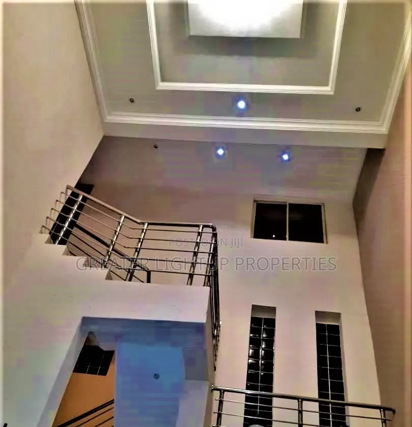 Furnished 7bdrm Duplex in Akinwumi Estate, Maryland for sale in Maryland