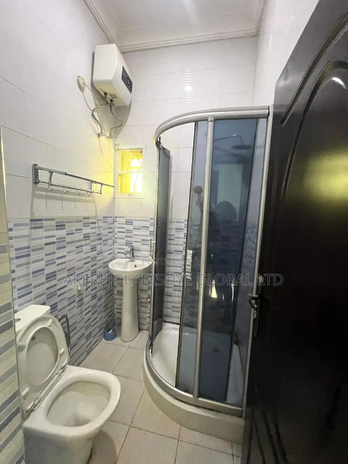 Furnished 4bdrm Townhouse/Terrace in In An Estate Around for sale in Life Camp