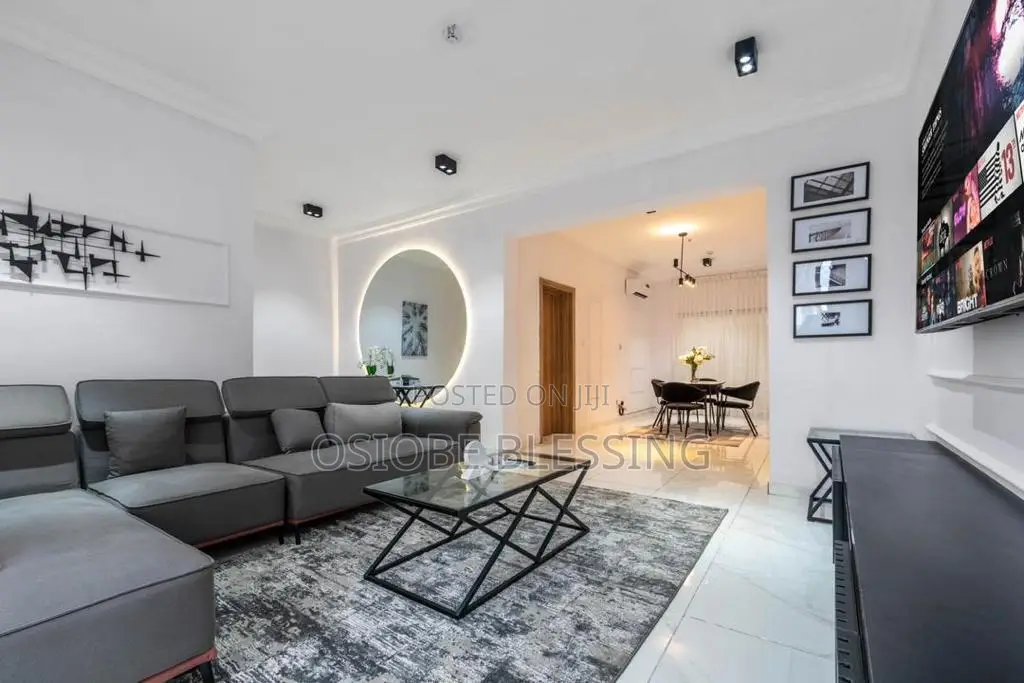 3 Bedrooms With Pool in Victoria Island in Victoria Island