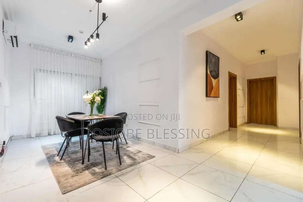 3 Bedrooms With Pool in Victoria Island in Victoria Island