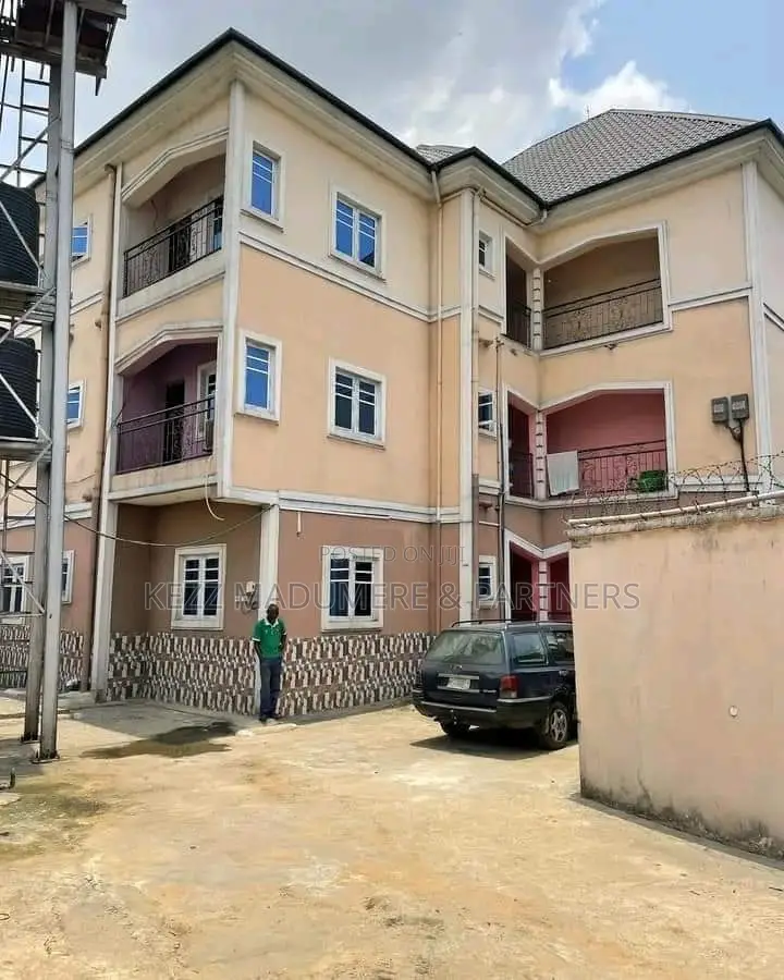 6bdrm Block of Flats in At Elelenwo , Port for sale in Port-Harcourt