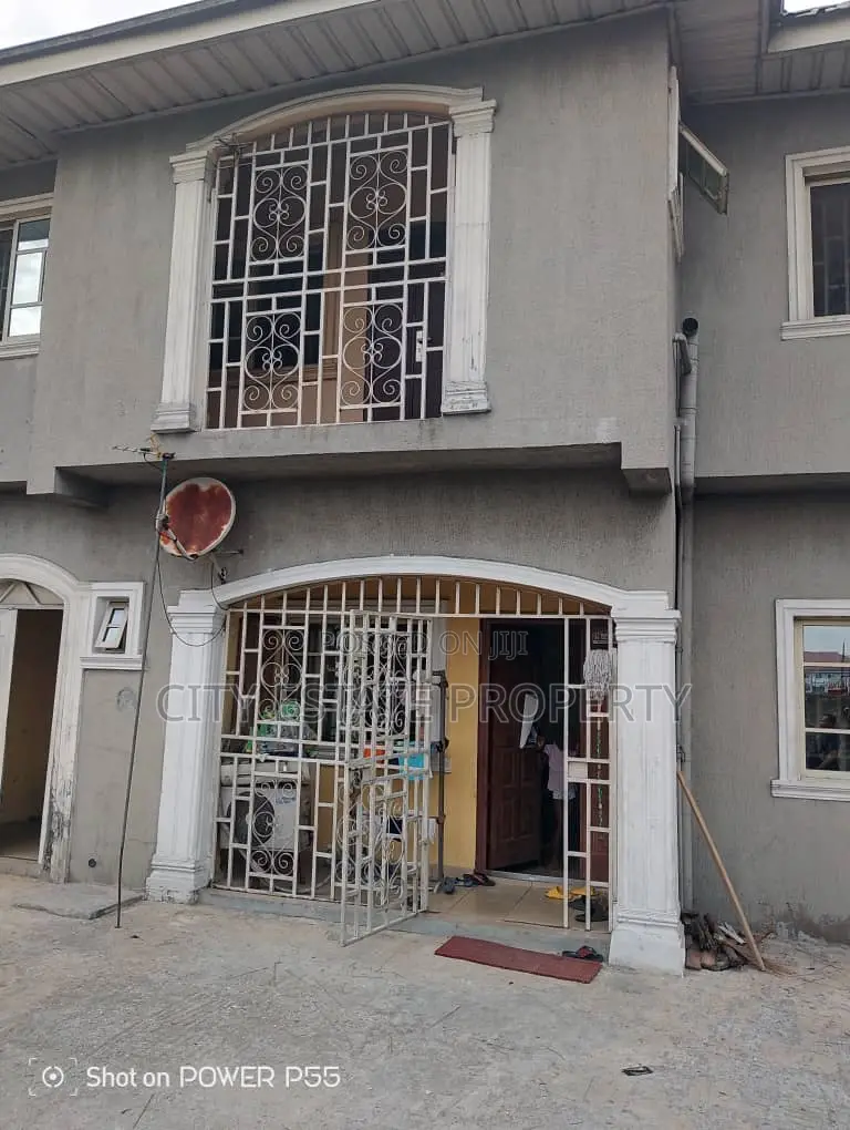 Furnished 2bdrm Block of Flats in City Estate, Port-Harcourt for sale in Port-Harcourt