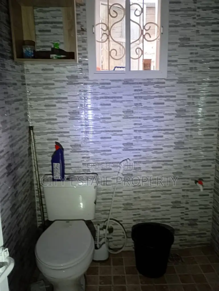 Furnished 2bdrm Block of Flats in City Estate, Port-Harcourt for sale in Port-Harcourt