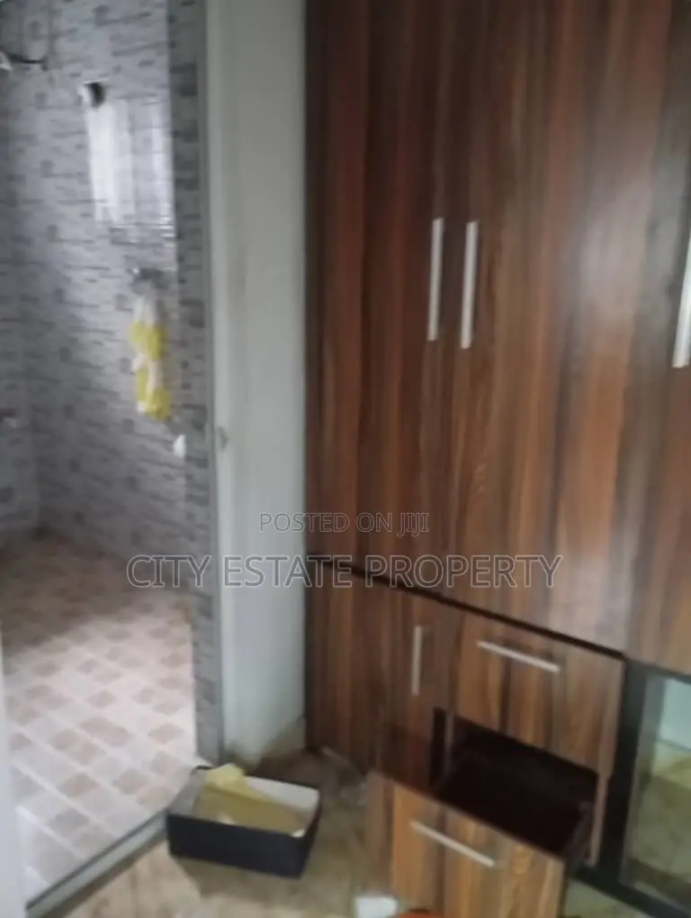 Furnished 2bdrm Block of Flats in City Estate, Port-Harcourt for sale in Port-Harcourt