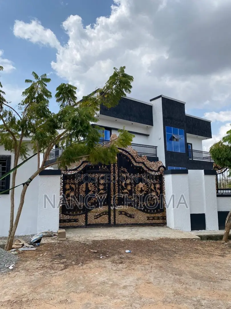 Furnished 5bdrm Duplex in Spotters, Enugu for sale in Enugu