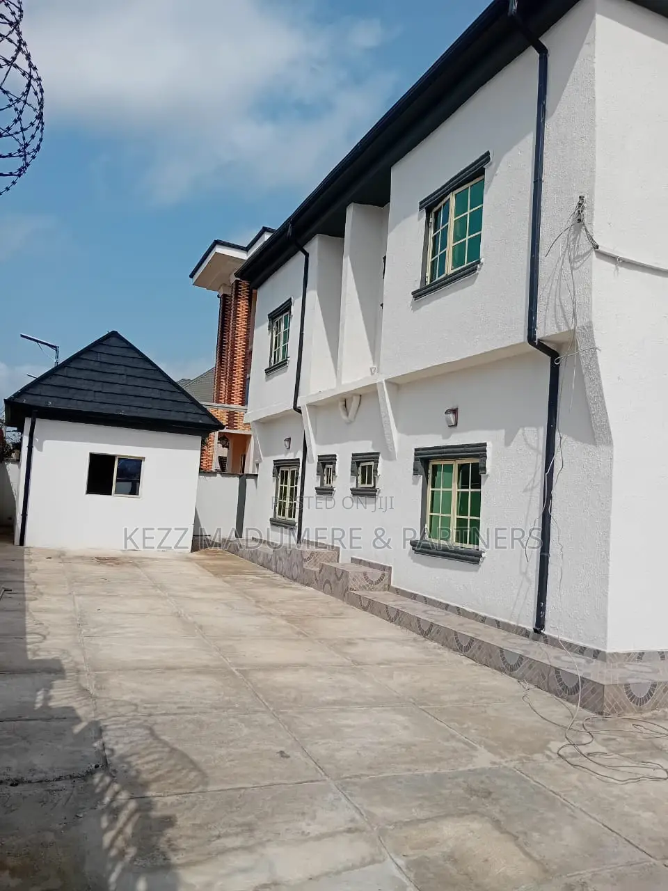 5bdrm Duplex in Area B , Owerri , for sale in Owerri