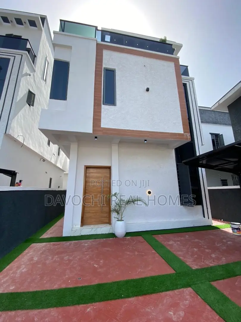 4bdrm Duplex in Ikota-Lekki for sale in Lekki