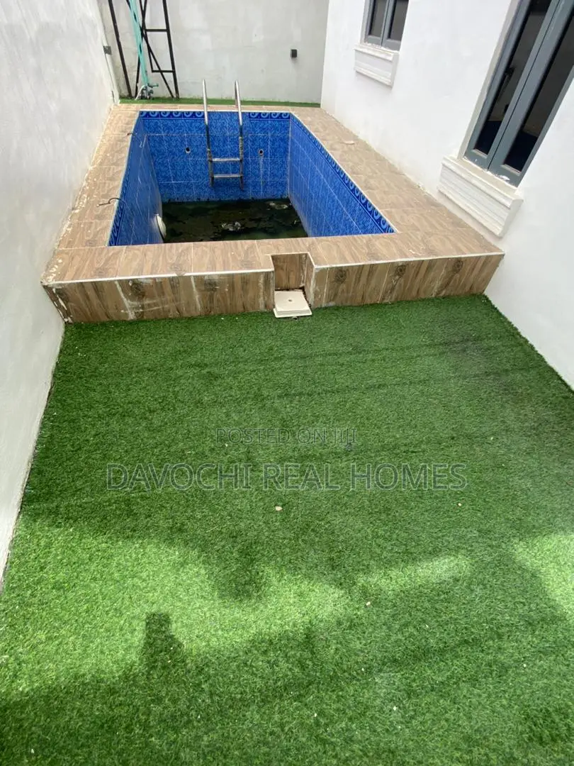 5bdrm Duplex in Ajah-Lekki for sale in Lekki