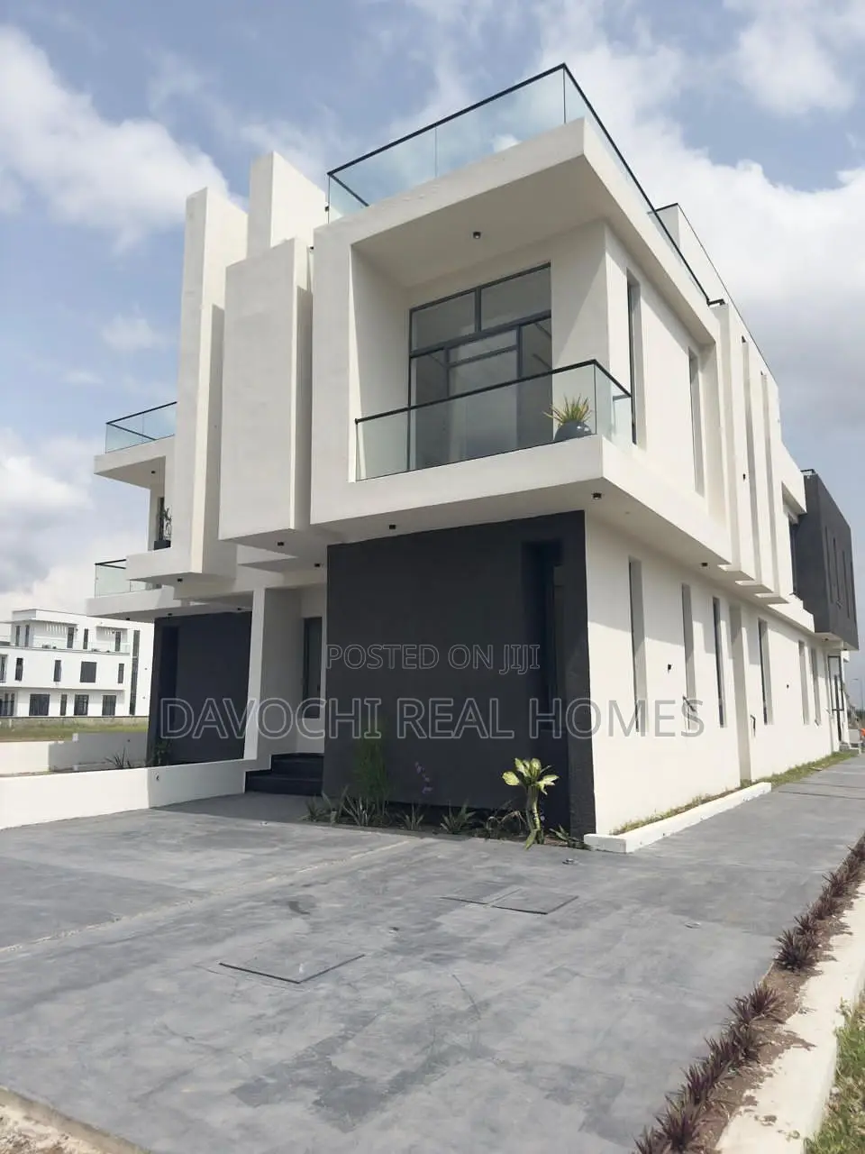 5bdrm Duplex in Ikate, Lekki for sale in Lekki
