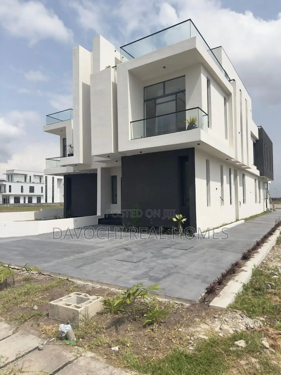 5bdrm Duplex in Ikate, Lekki for sale in Lekki