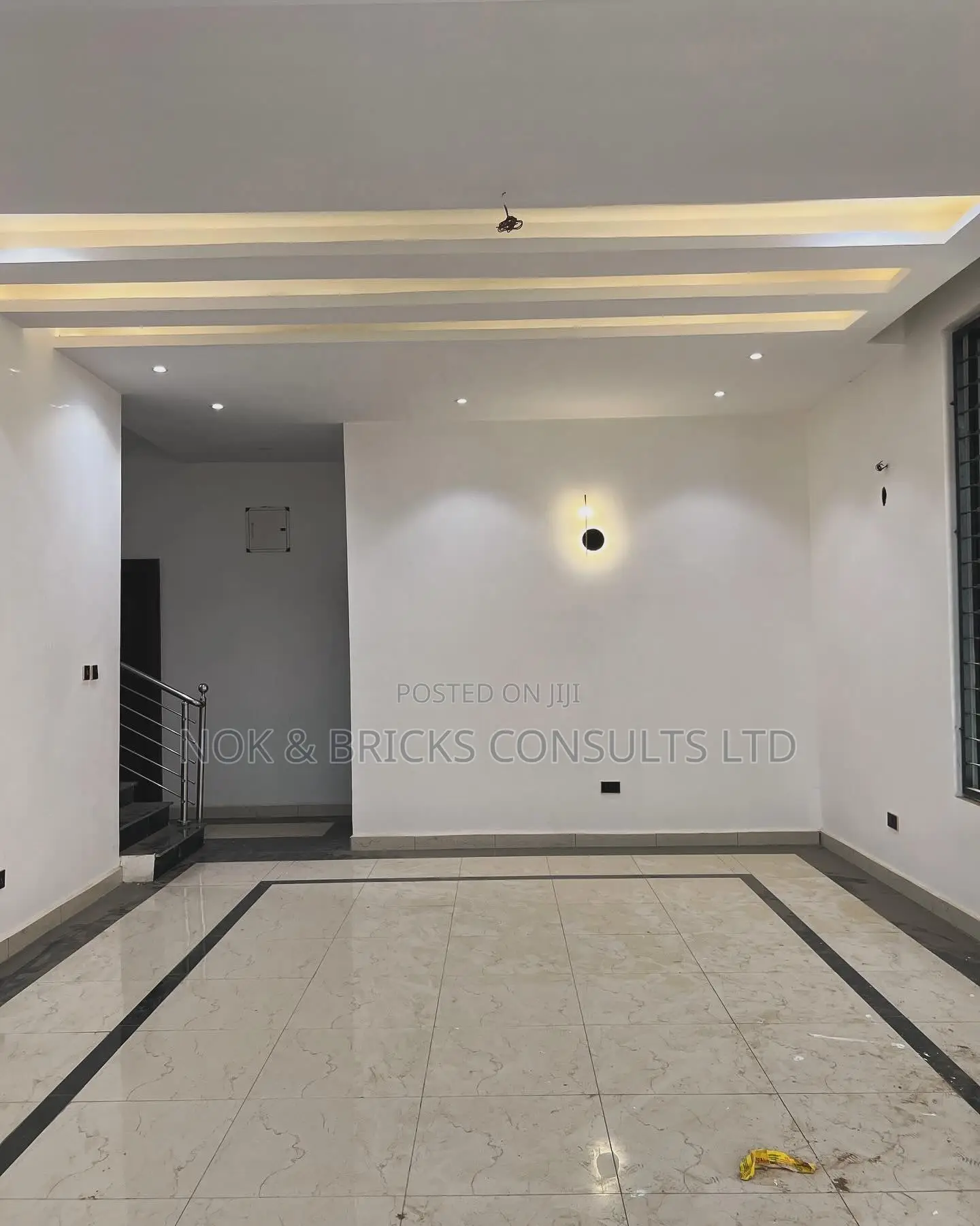 5bdrm Duplex in The Brigde, Galadimawa for sale in Galadimawa