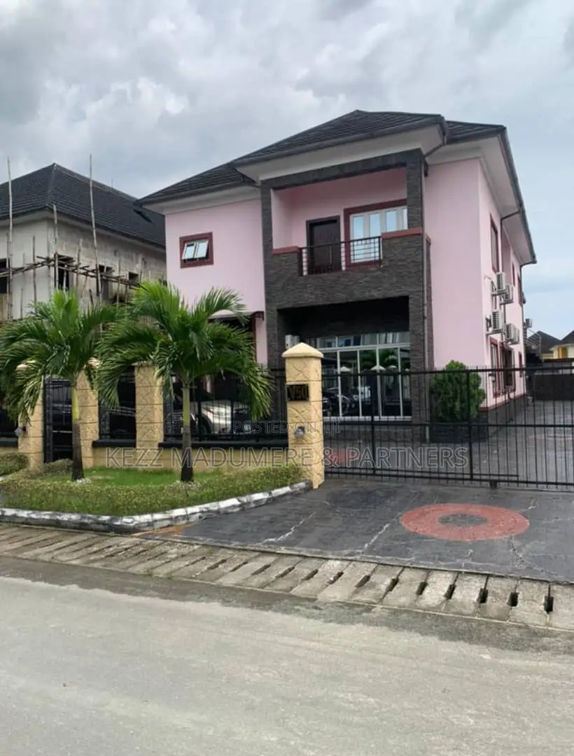 Furnished 4bdrm Duplex in Golf Estate , Dr, Port-Harcourt for sale in Port-Harcourt