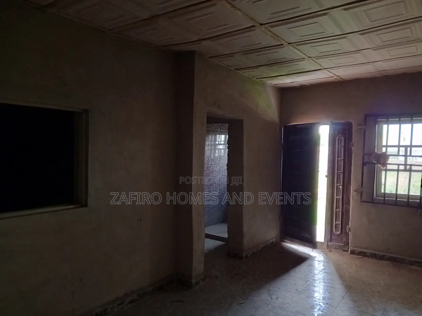 5bdrm Bungalow in Aba Beji Aparaja Odo for sale in Odo Ona