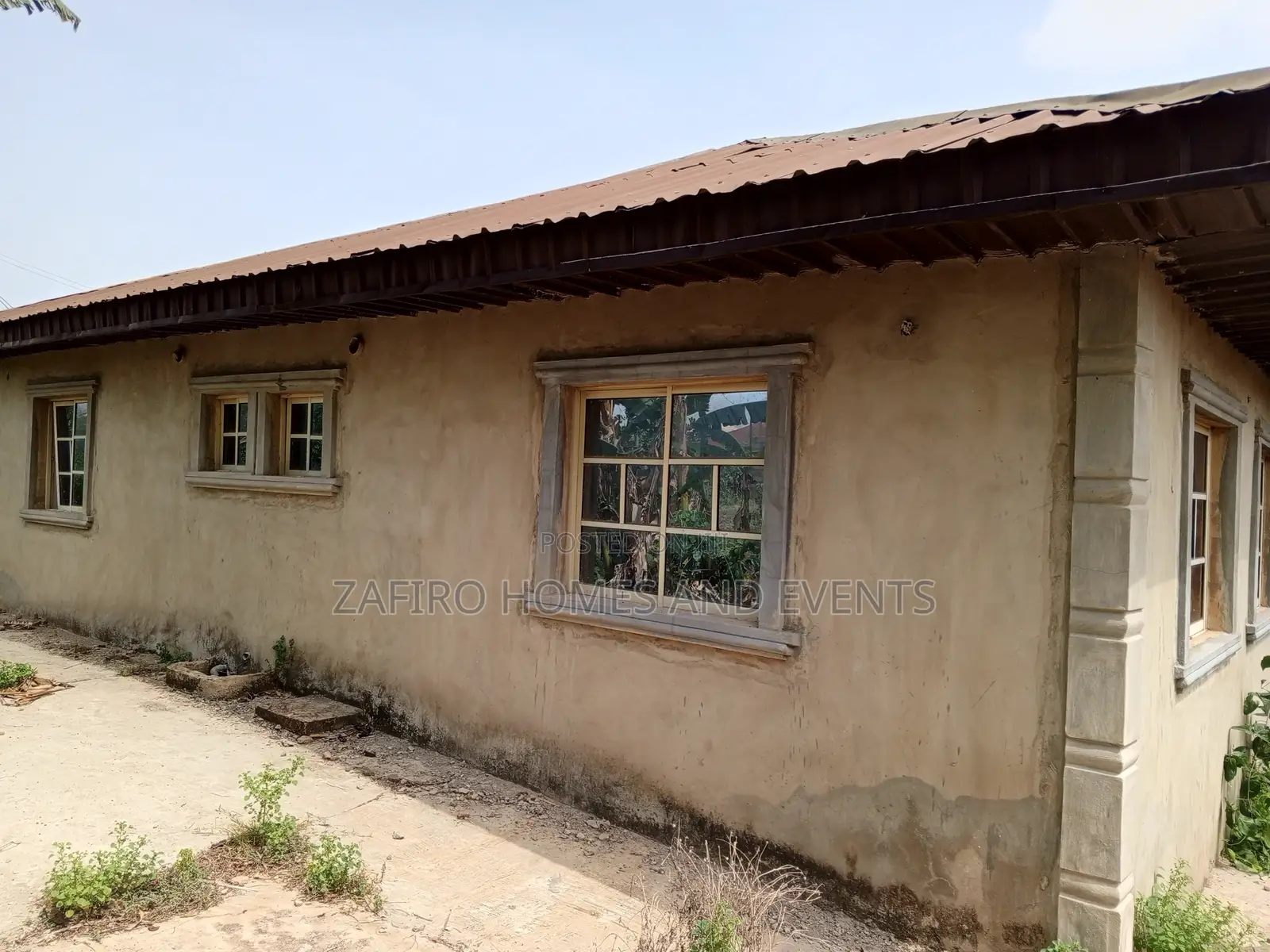 5bdrm Bungalow in Aba Beji Aparaja Odo for sale in Odo Ona