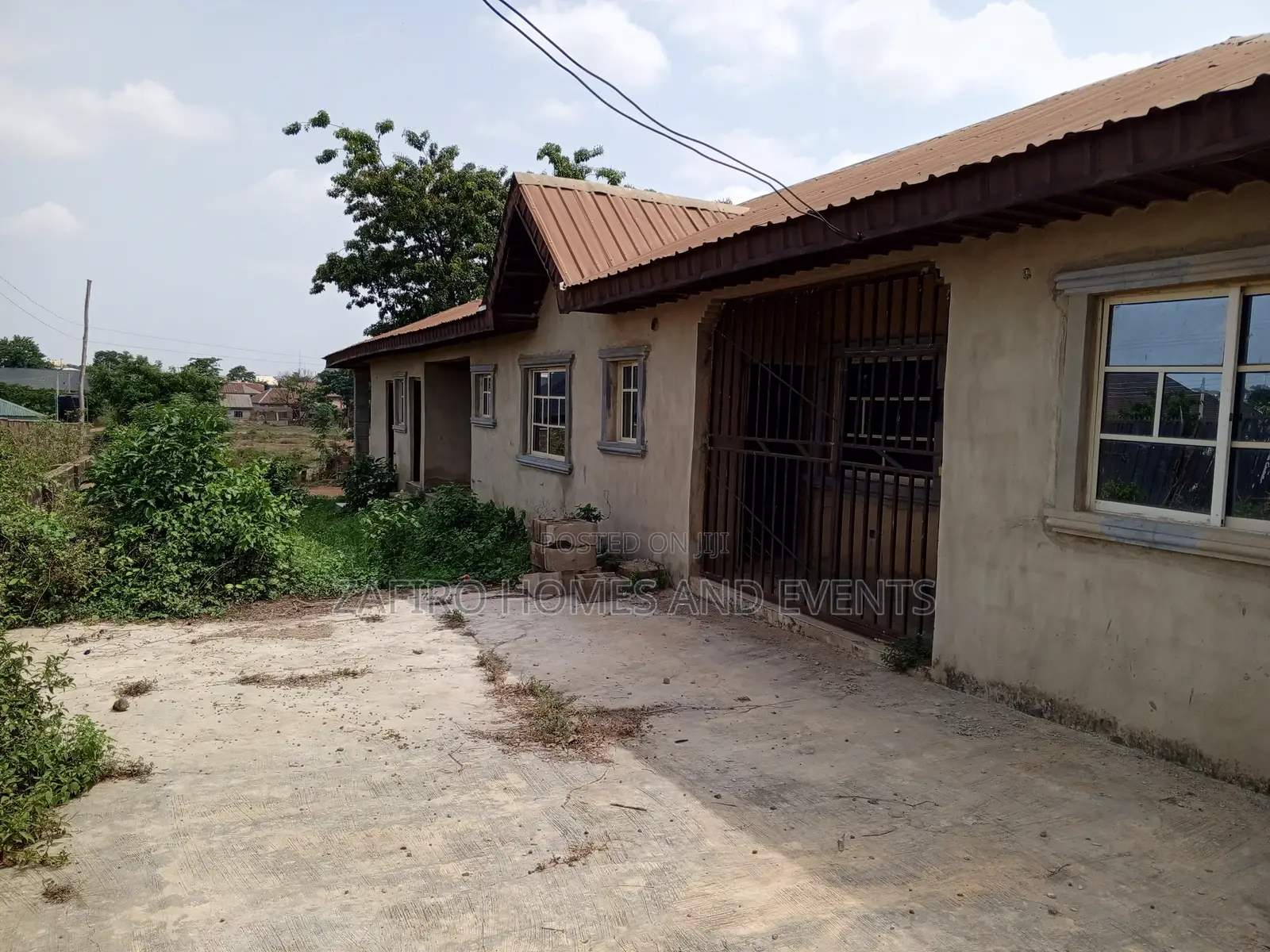 5bdrm Bungalow in Aba Beji Aparaja Odo for sale in Odo Ona