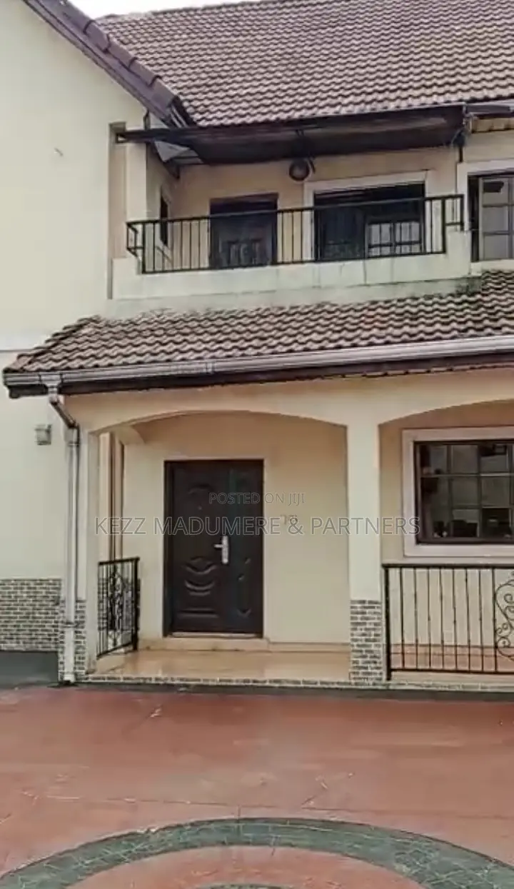 4bdrm Duplex in Arugo Gardens Estate for sale in Owerri