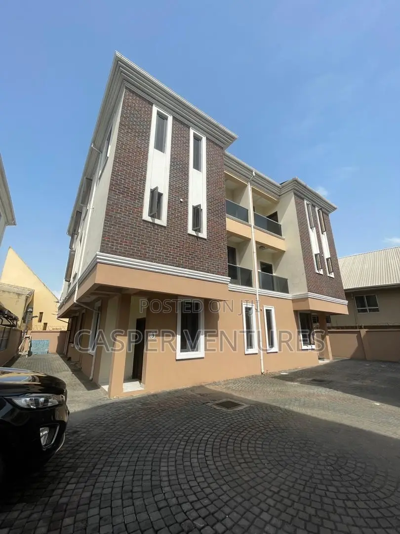 4bdrm Duplex in Osapa London for rent in Osapa london