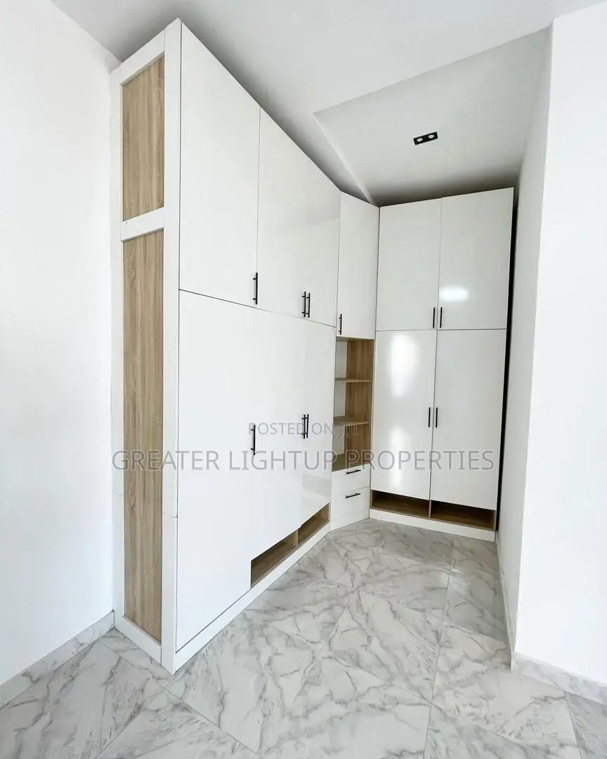 Furnished 4bdrm Duplex in Special Estate, Owerri for sale in Owerri