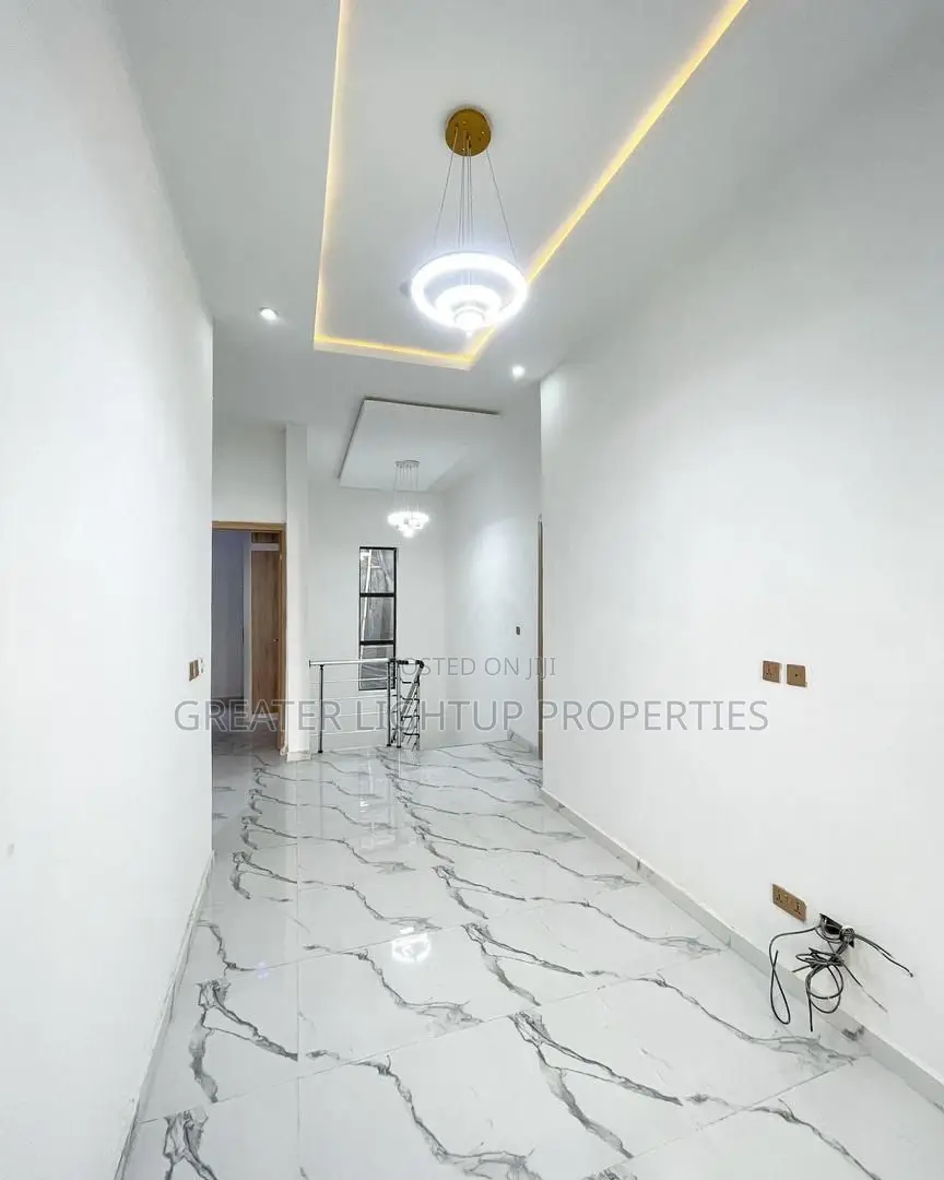 Furnished 4bdrm Duplex in Special Estate, Owerri for sale in Owerri
