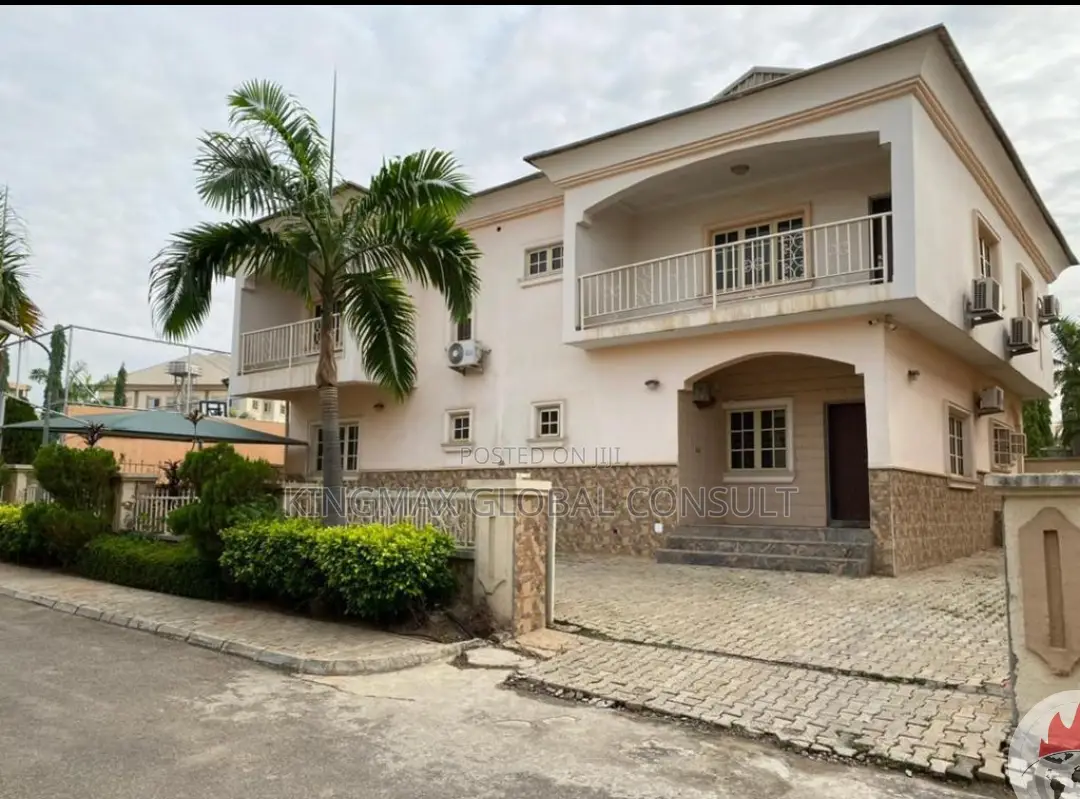 5bdrm Duplex in Wuye for sale in Wuye