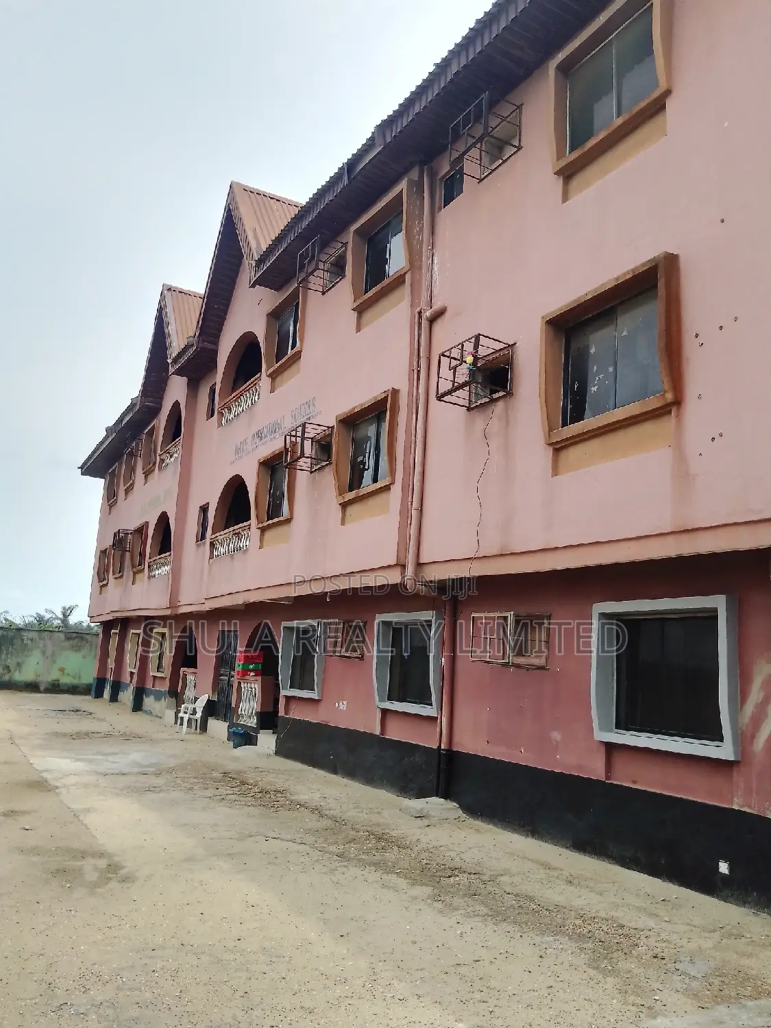 Furnished 20bdrm House in Agbara-Igbesan for sale in Agbara-Igbesan