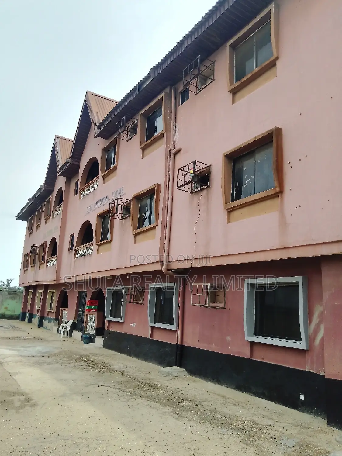Furnished 20bdrm House in Agbara-Igbesan for sale in Agbara-Igbesan