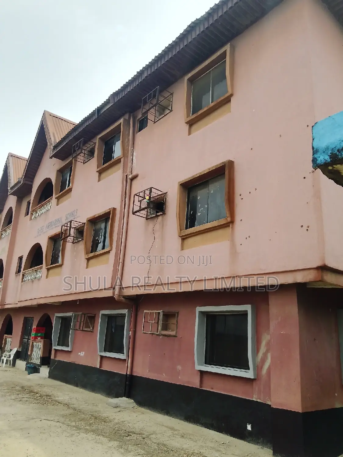 Furnished 20bdrm House in Agbara-Igbesan for sale in Agbara-Igbesan