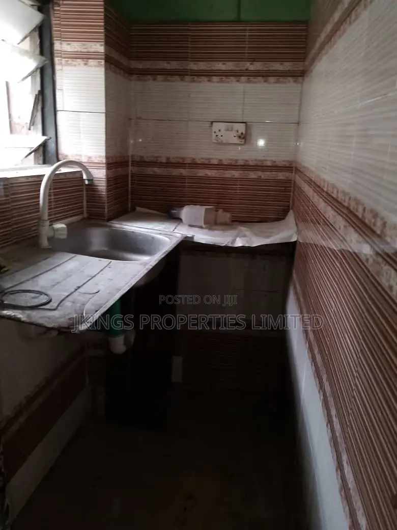 4bdrm Block of Flats in Ketu-Alapere for sale in Ketu-Alapere