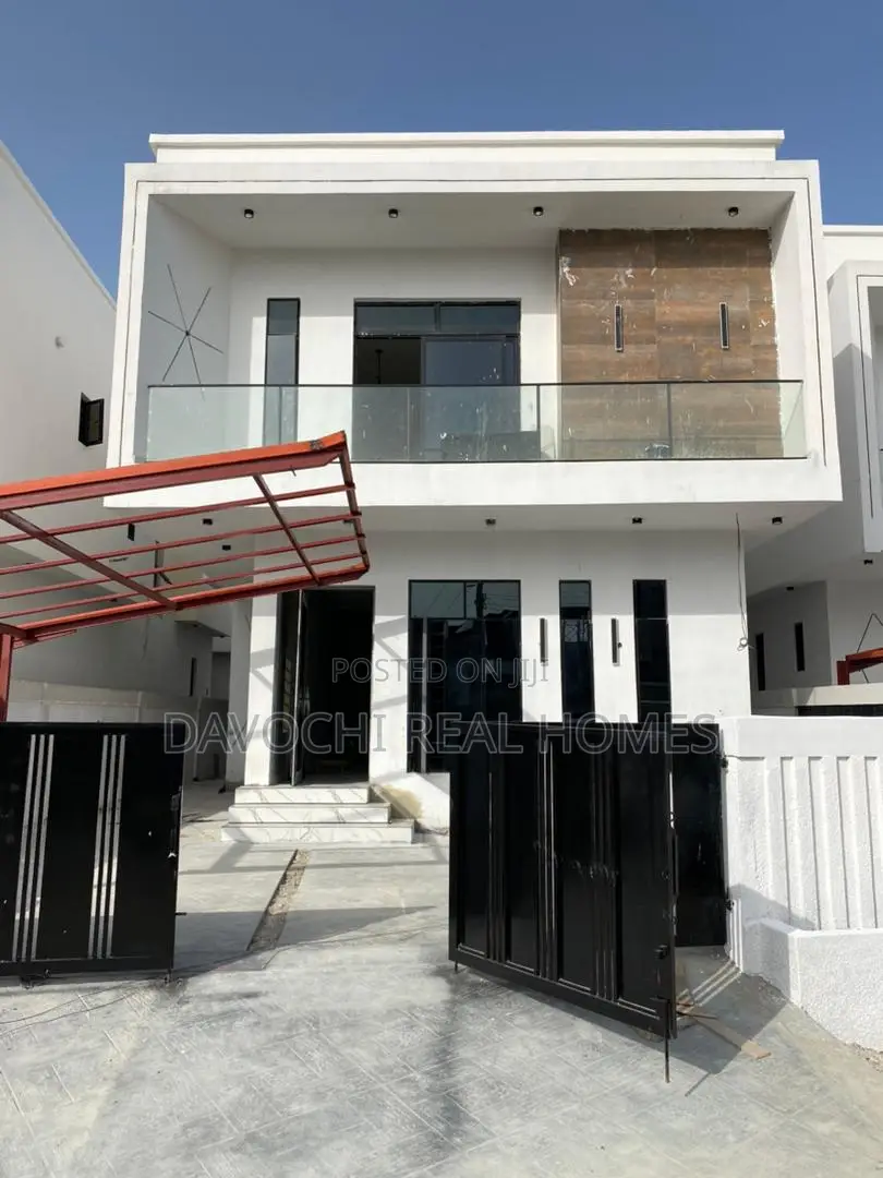 4bdrm Duplex in Lekki Phase 2 for sale in Lekki