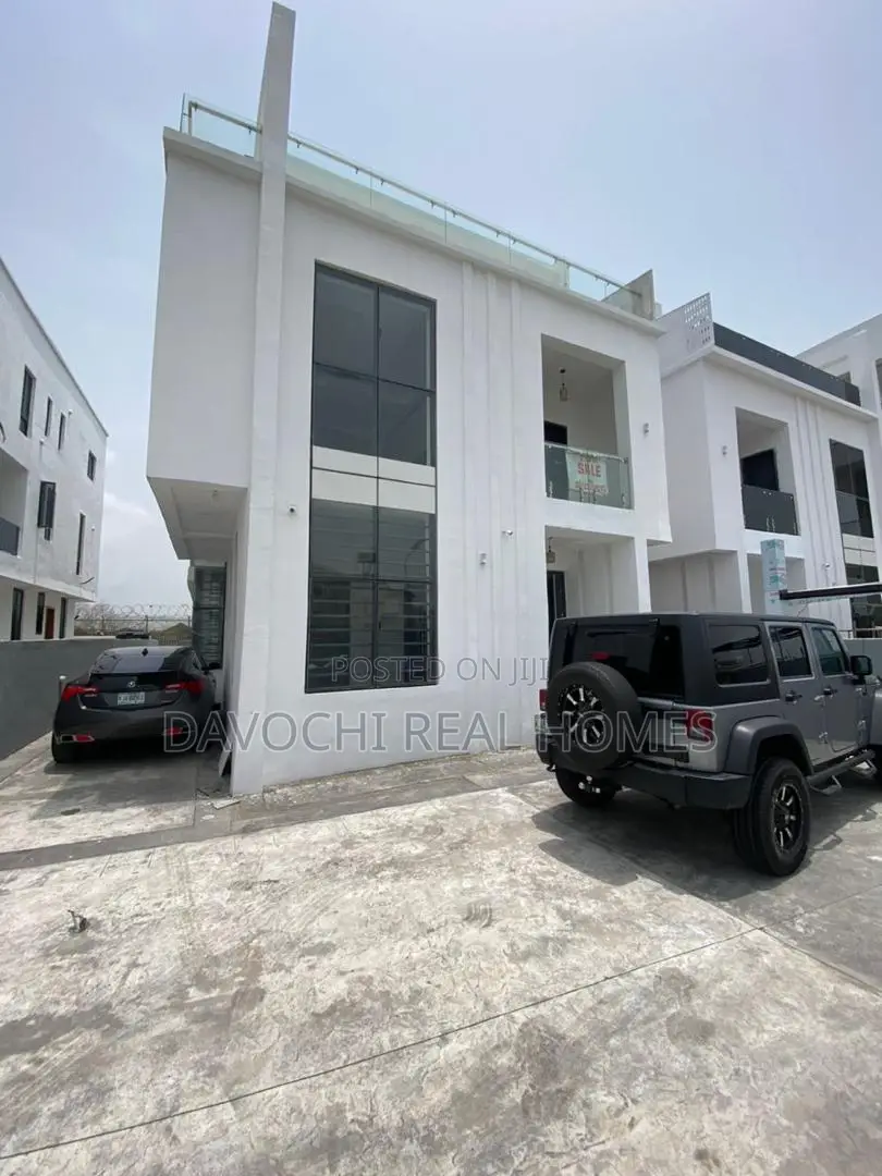 5bdrm Duplex in Osapa London, Lekki for sale in Lekki
