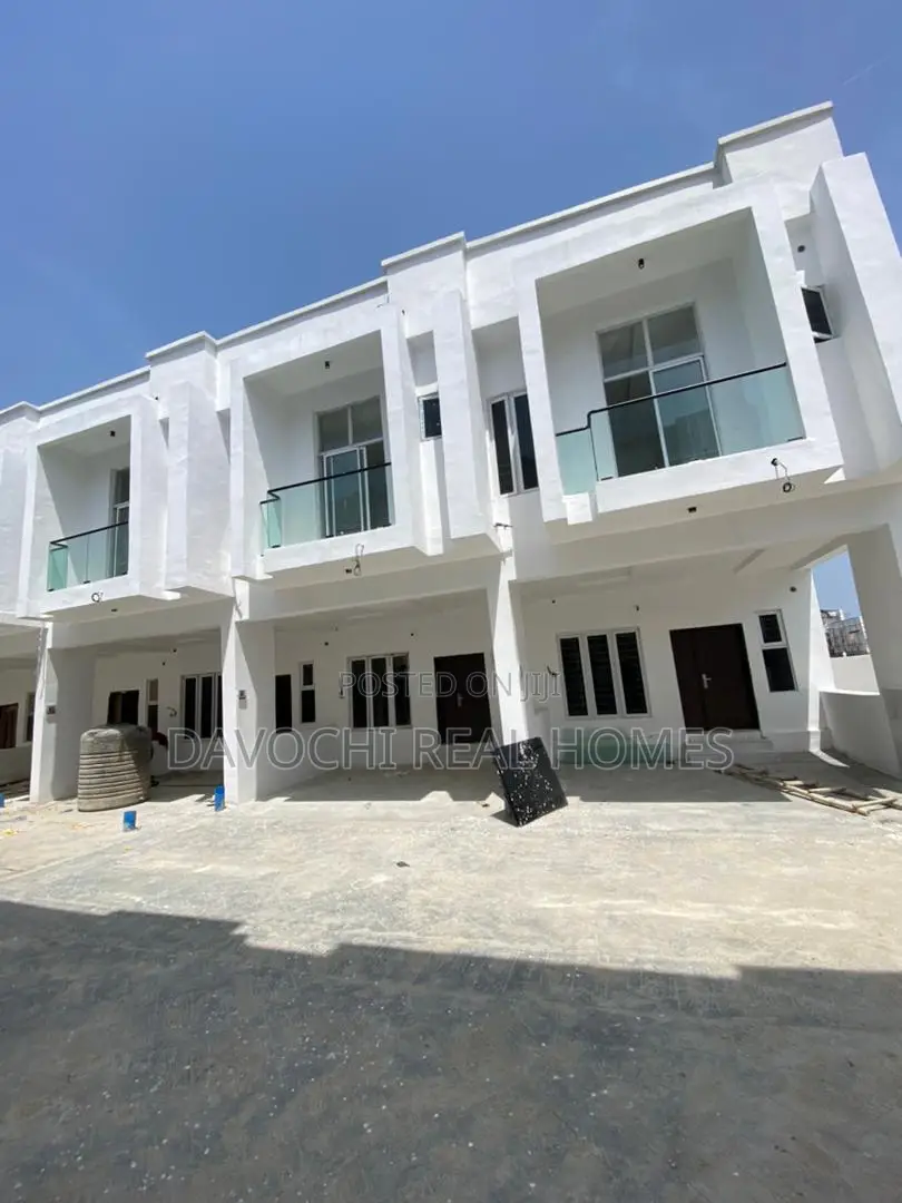 3bdrm Duplex in Ikota-Lekki for sale in Lekki