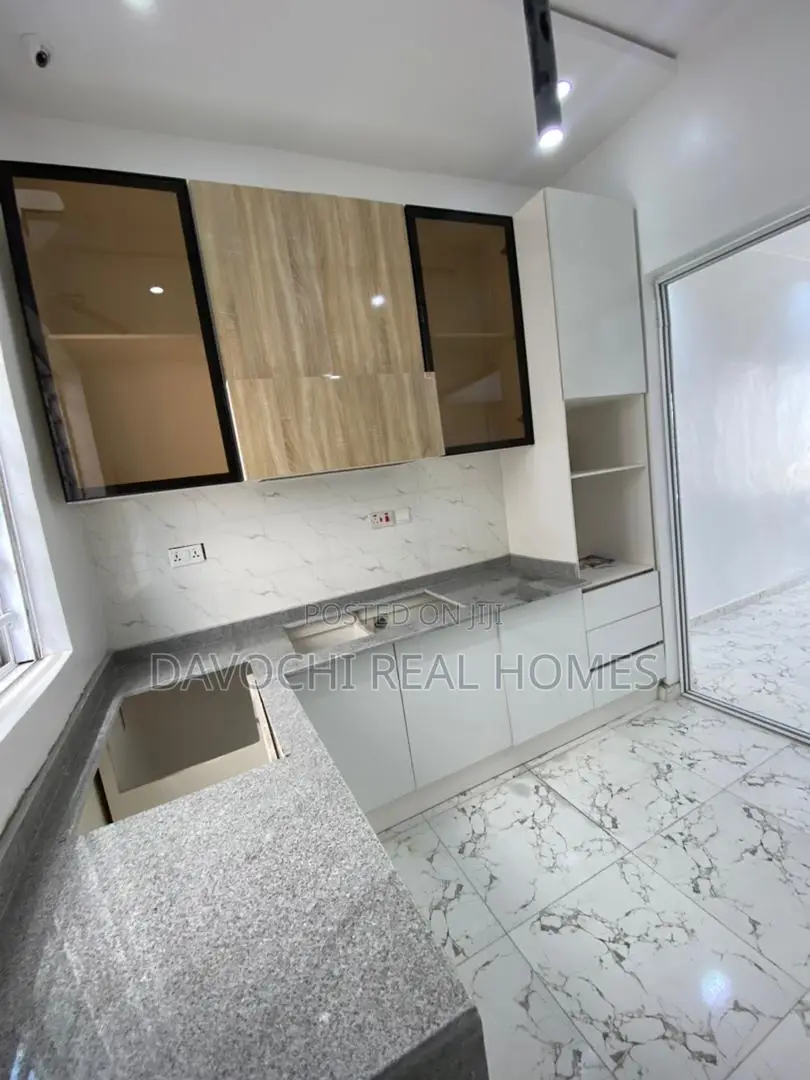 3bdrm Duplex in Ikota-Lekki for sale in Lekki