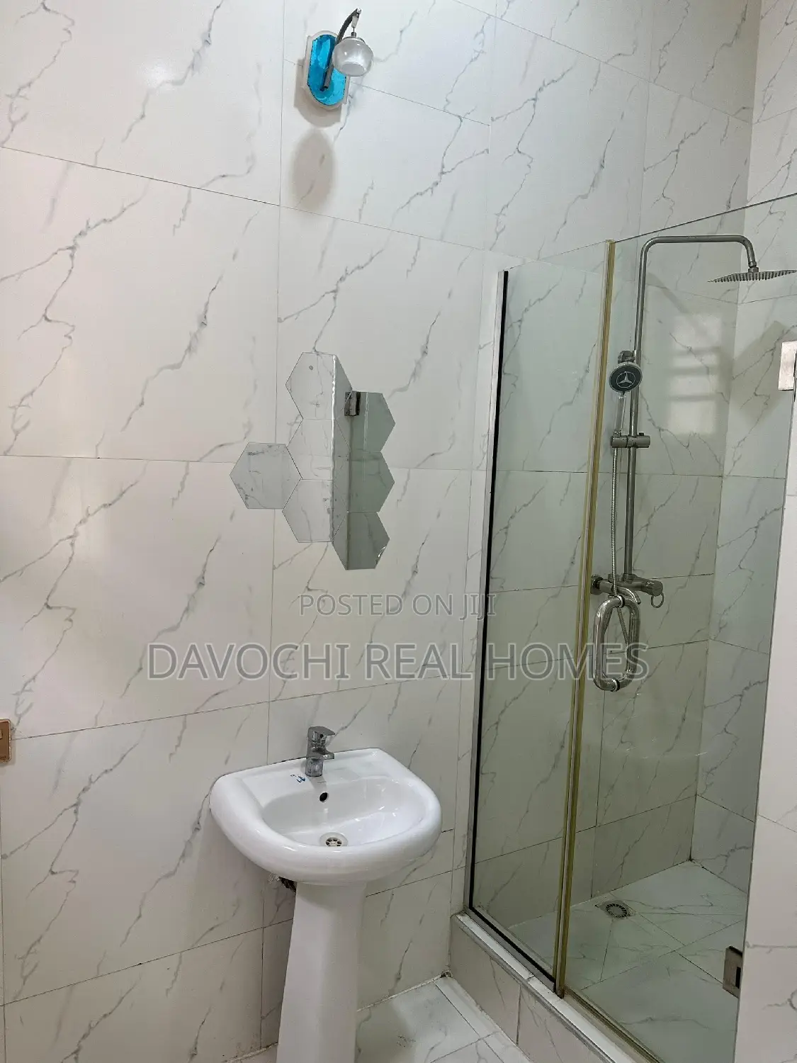 5bdrm Duplex in Chevron Drive, Lekki for rent in Lekki