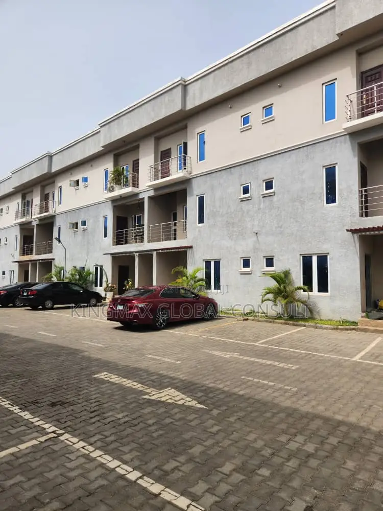 5bdrm Duplex in Katampe Extension for sale in Katampe Extension
