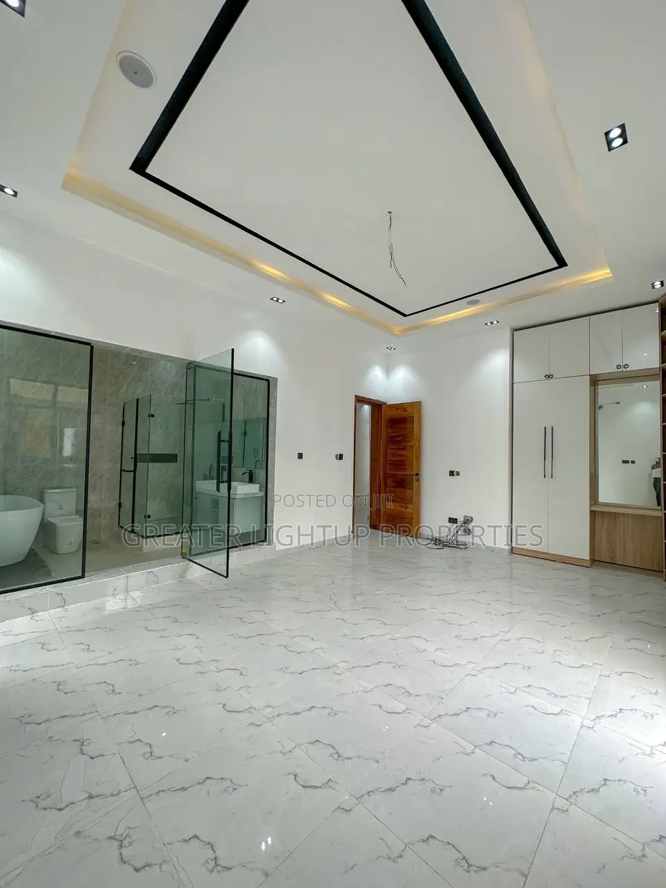 Furnished 4bdrm Duplex in Chevron, Lekki for sale in Lekki
