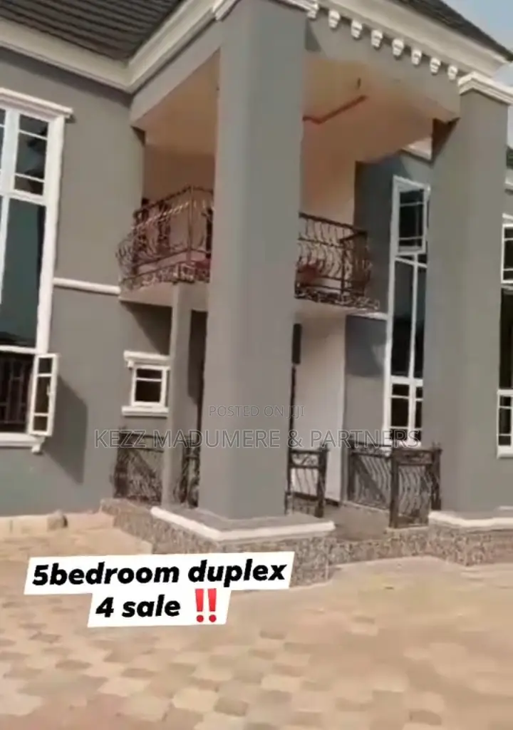 5bdrm Duplex in Off Nta Road, Port-Harcourt for sale in Port-Harcourt