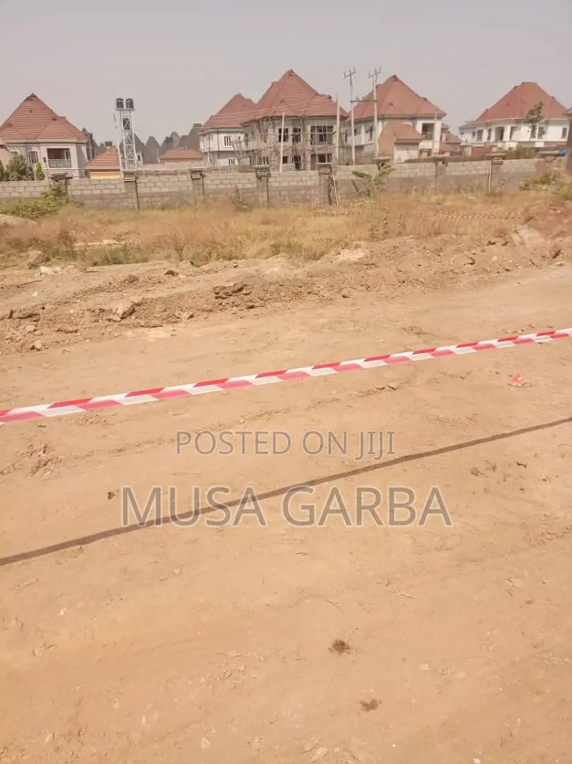 Plot Your Path: Land Deals You Can't Miss in Apo District