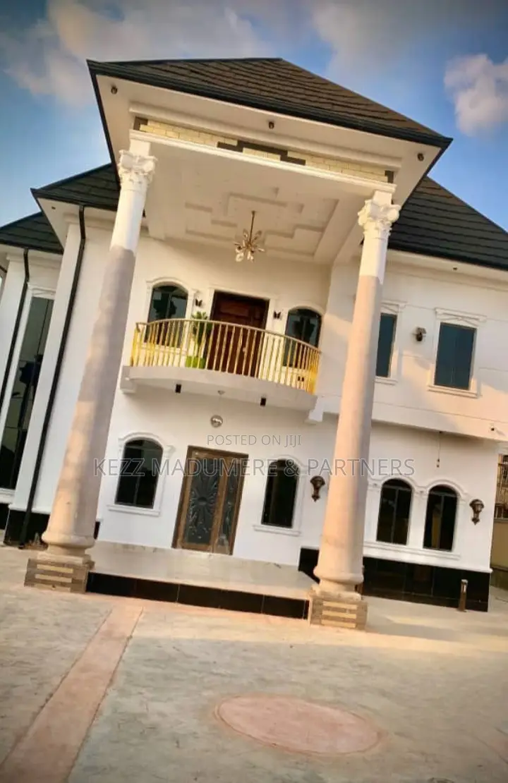 5bdrm Duplex in Near Shoprite , Egbu for sale in Owerri