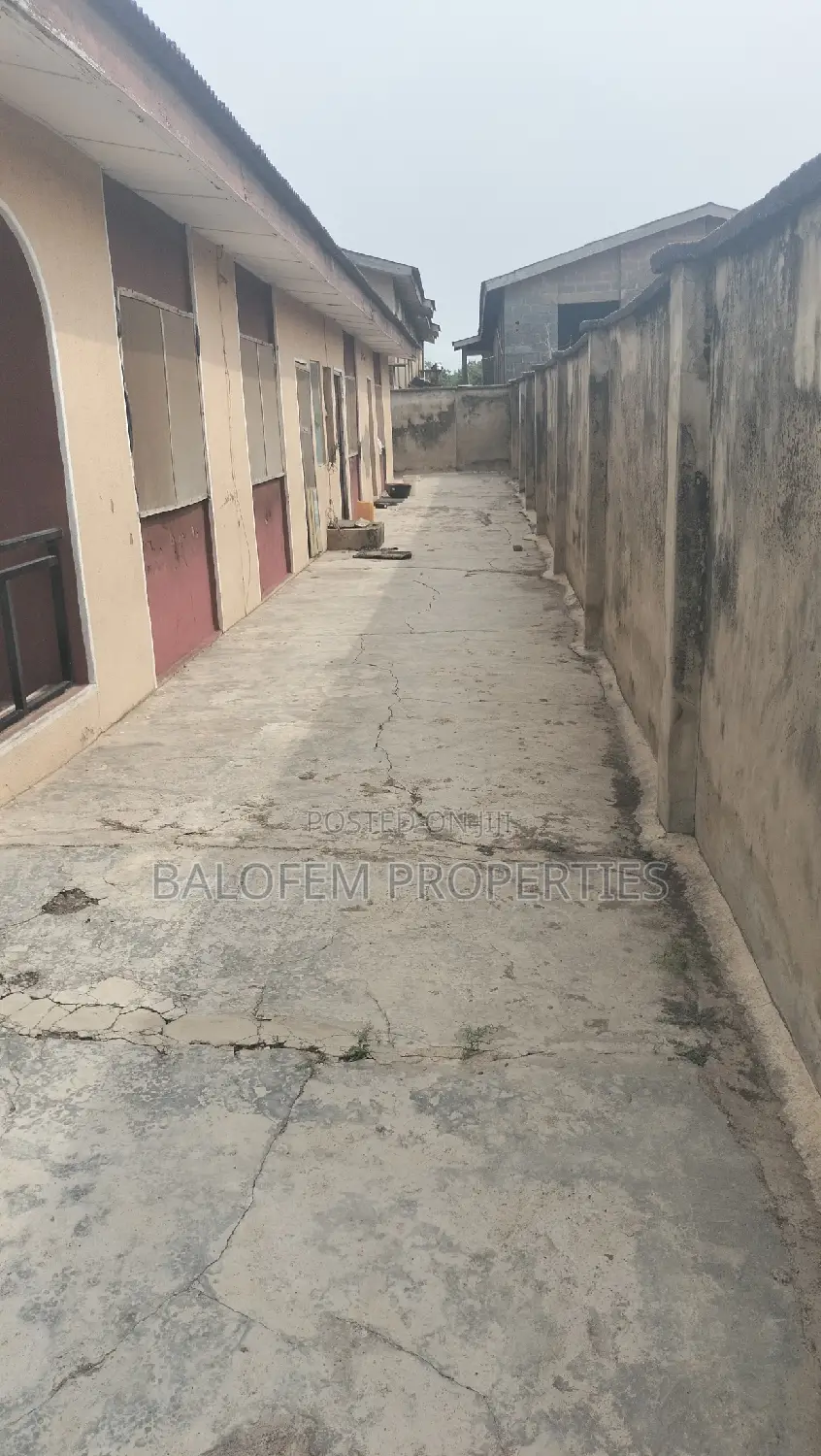 Furnished 5bdrm Bungalow in Balofem Properties &, Abeokuta South in Abeokuta South