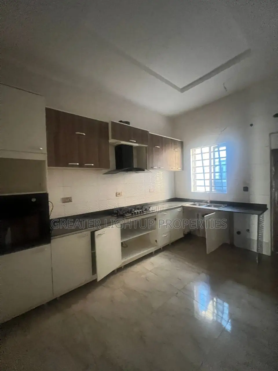 Furnished 4bdrm Townhouse/Terrace in Orchid Estate, Lekki for sale in Lekki